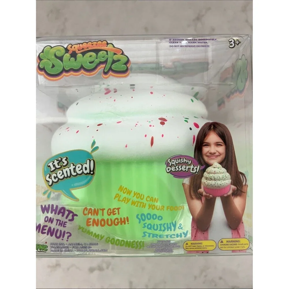 Sweetz Green cupcake  Squishy Toy Stress Sensory